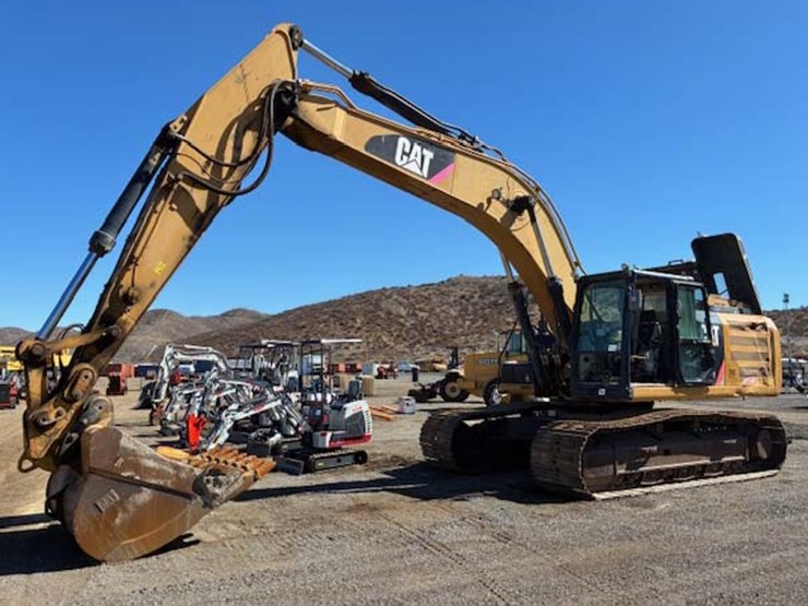 2013-caterpillar-336e-image-1