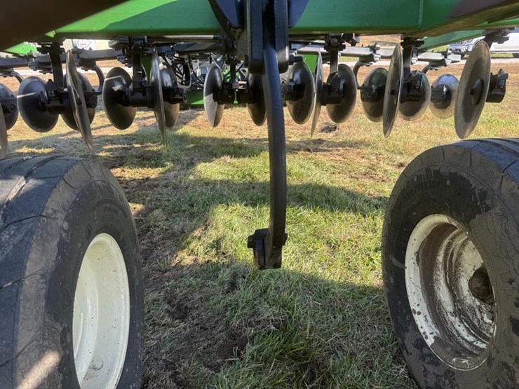 john-deere-2700-image-22