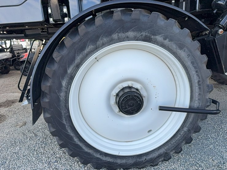 2023-new-holland-sp.310f-image-48