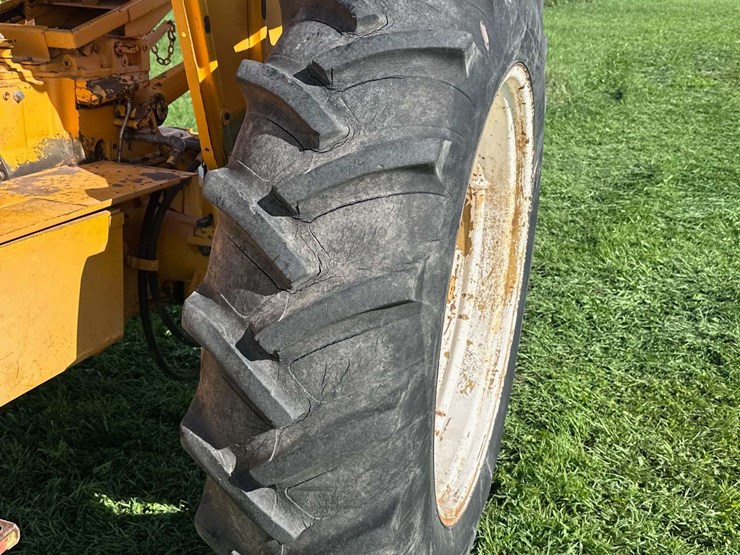 minneapolis-moline-g550-image-20