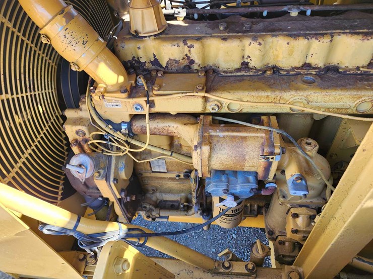 1980-caterpillar-627b-push-pull-scraper-image-35
