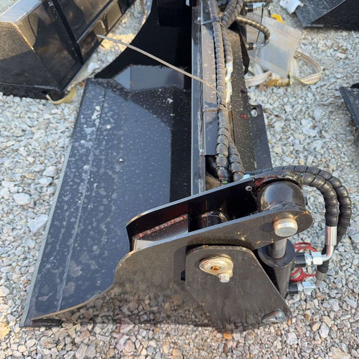 Mini Skid Steer 4 in 1 Bucket