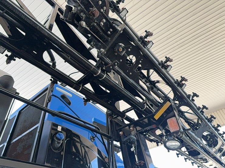 2023-new-holland-sp.310f-image-76