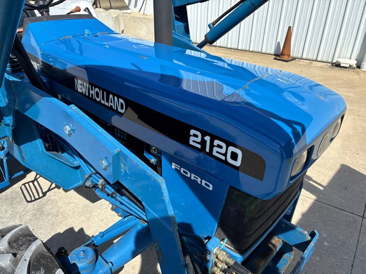 new-holland-2120-image-86
