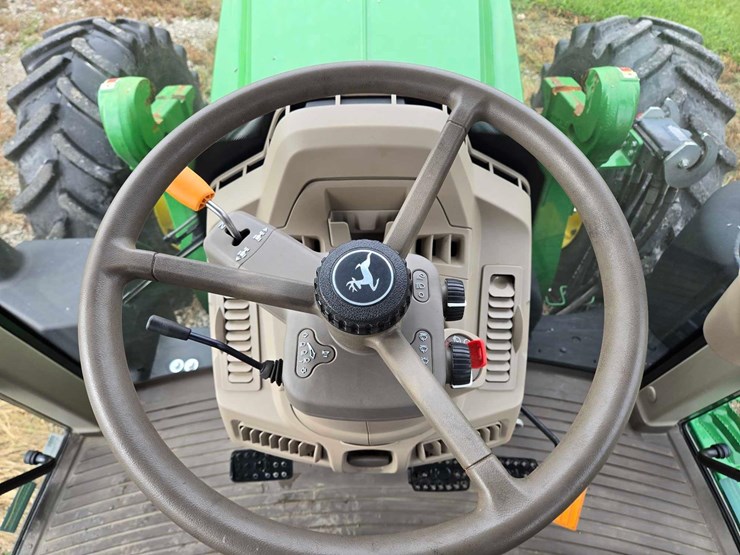 2023-john-deere-6145m-image-2