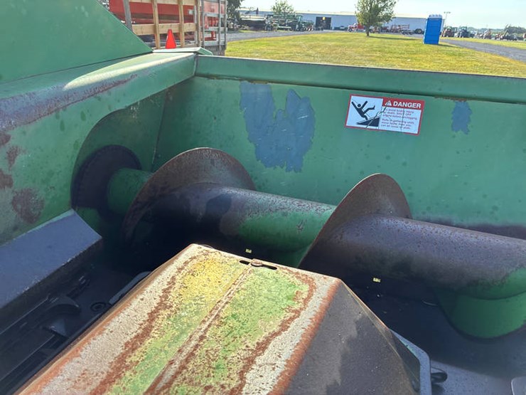 john-deere-643-image-13