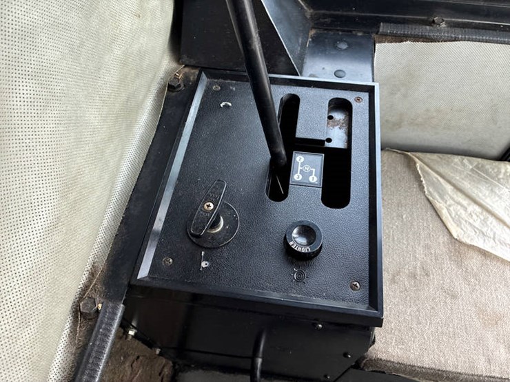 1990-case-ih-1660-image-101