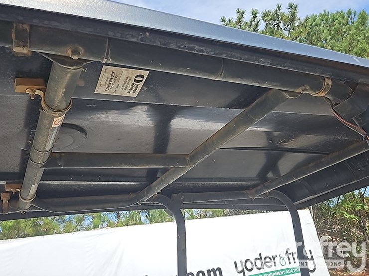 2018-club-car-carryall-1700-image-15