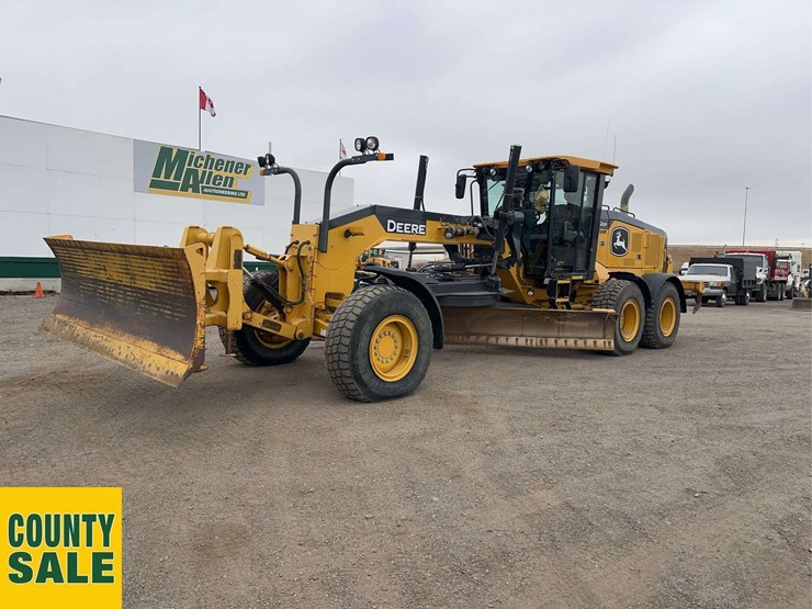 2020-deere-872gp-image-1