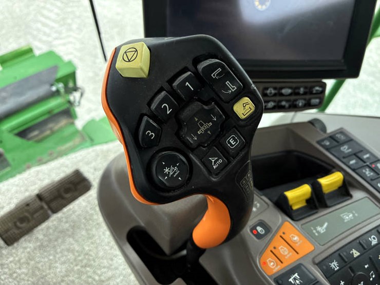 2018-john-deere-s780-image-104