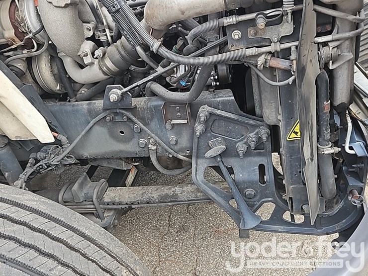 2017-international-8600-image-41