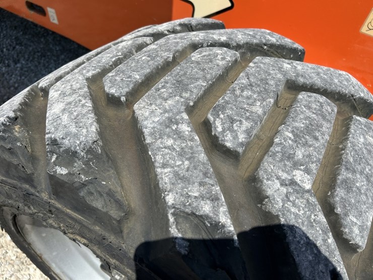 2008-jlg-800a-image-57