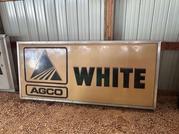 agco-white-lighted-double-sided-bubble-sign-image-8