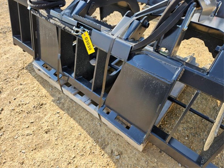#3030-•-new-stout-84"-grapple-bucket-image-11
