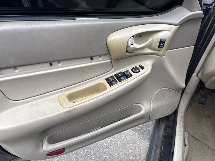 #5010-•-2005-chevrolet-impala-|-for-parts/repairs-image-10