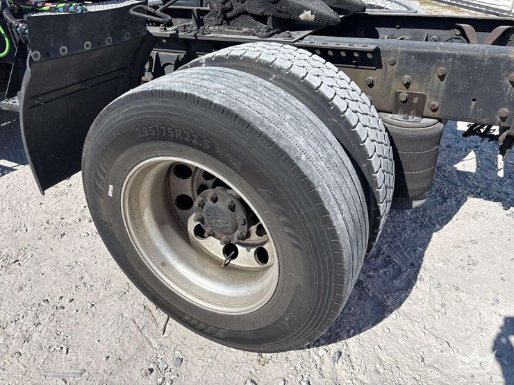 international-durastar-4300-image-28