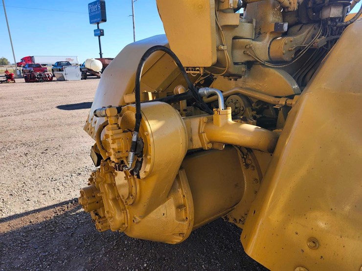 1980-caterpillar-627b-push-pull-scraper-image-26