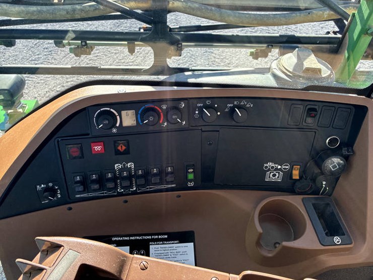 2014-john-deere-4830-image-88