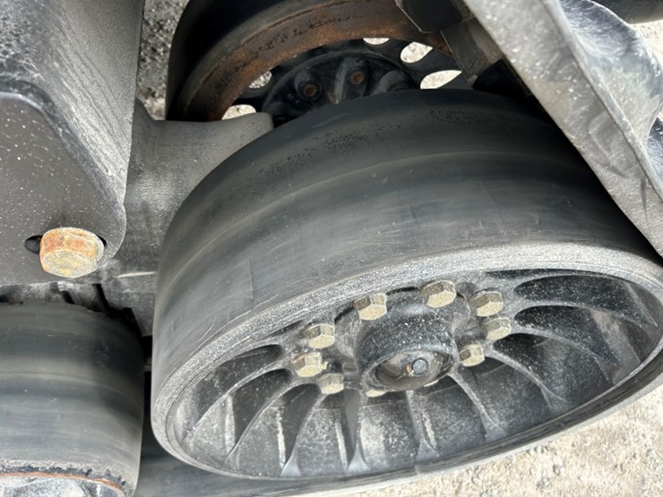 2013-case-ih-steiger-550-image-60