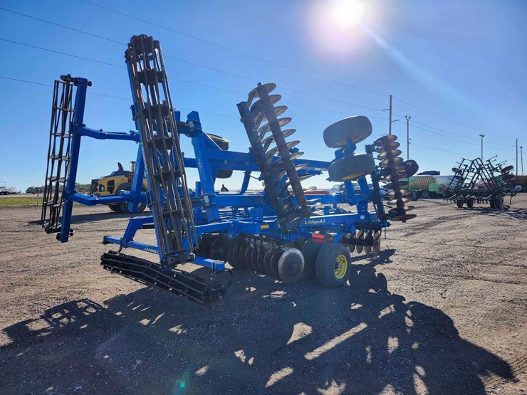 2013-landoll-7431-23-image-3