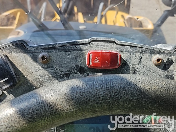 2018-caterpillar-914m-image-39