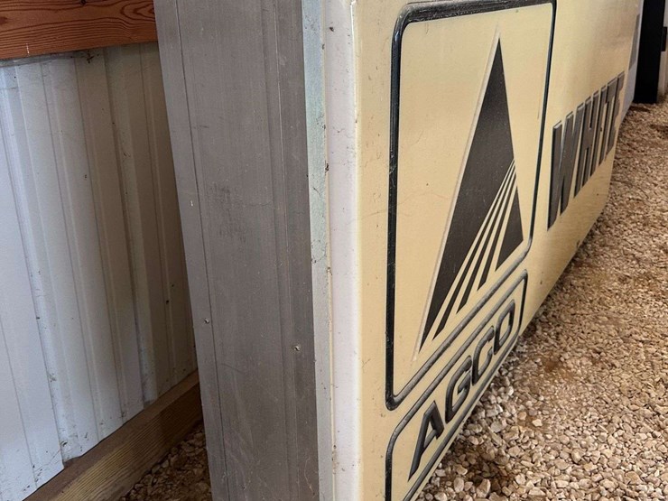 agco-white-lighted-double-sided-bubble-sign-image-5