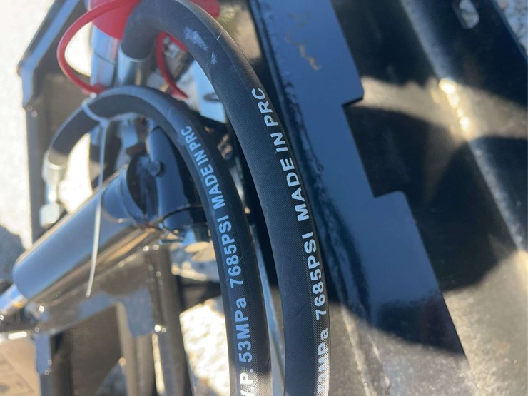 skid-steer-plate-grabber-image-3