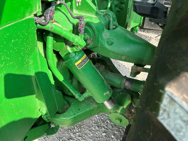 2014-john-deere-8270r-image-59