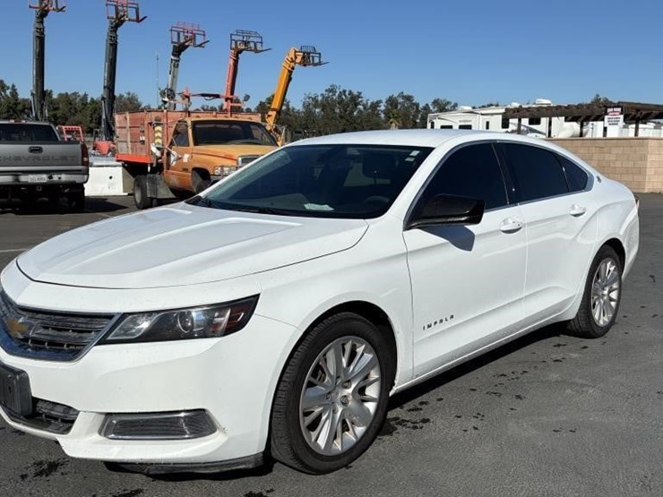 2018-chevrolet-impala-sedan-image-1