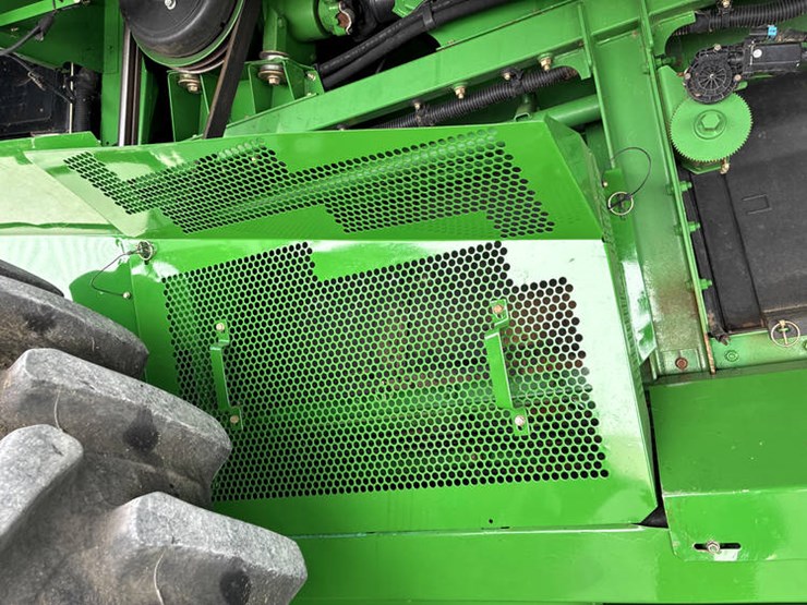 2009-john-deere-9770-sts-image-53