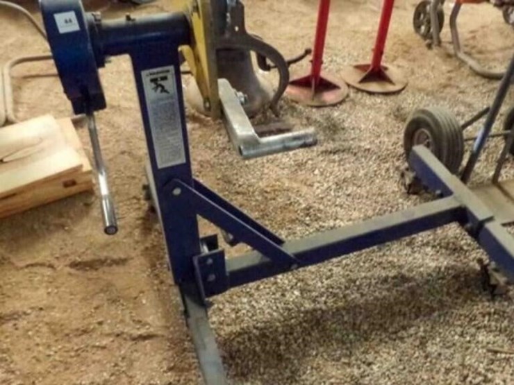 napa-1000lb-engine-stand-image-1