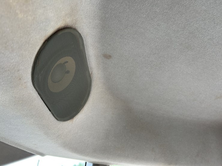 2014-case-ih-3200b-image-56