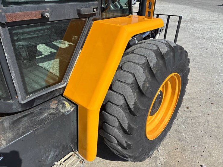 2018-jcb-930-image-29