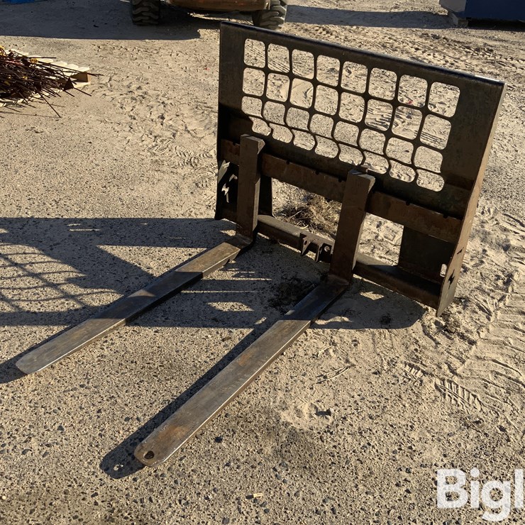 48” Rail Pallet Forks