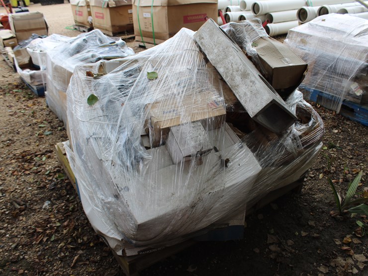 #5221-•-pallet-of-misc-items-image-2