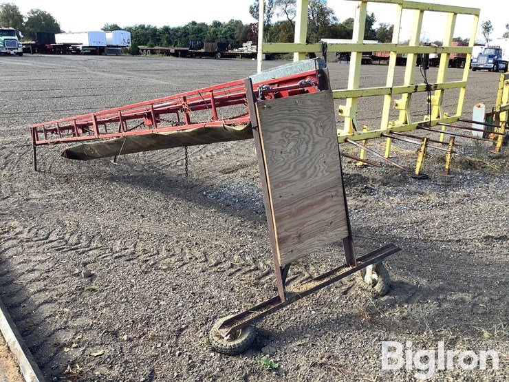 square-bale-elevator-image-6