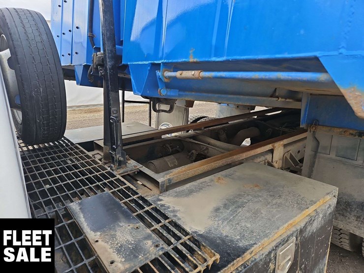 2008-dodge-ram-5500-image-37