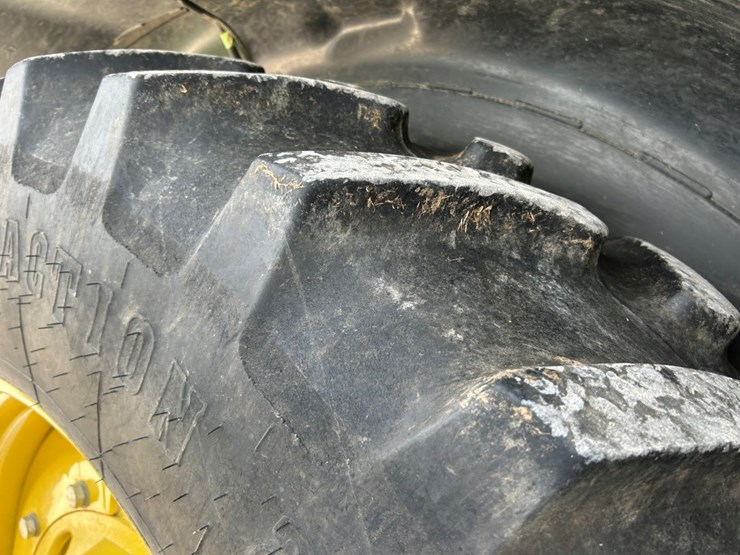 2014-john-deere-8270r-image-66