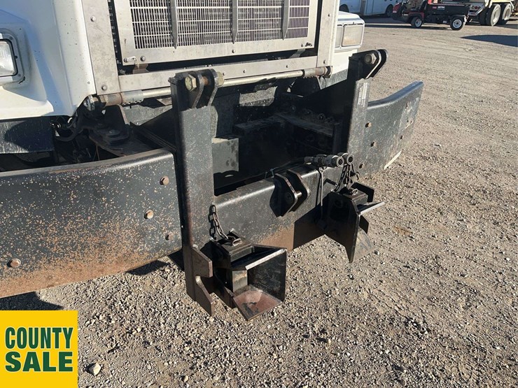 2016-kenworth-t800-image-17