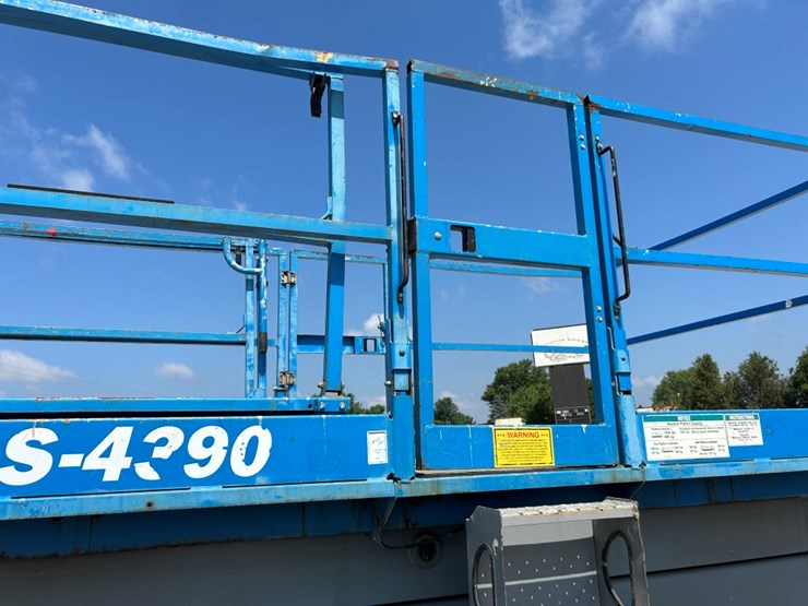 2014-genie-gs4390rt-image-9