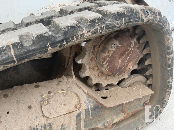 2019-bobcat-t590-image-11