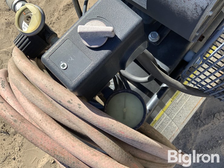 industrial-air-20-gal-air-compressor-image-10