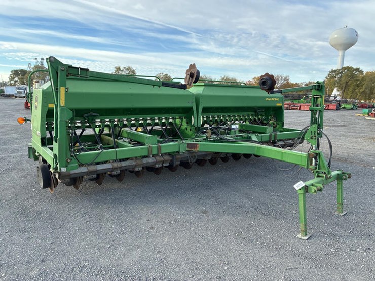 2009-john-deere-1590-image-1
