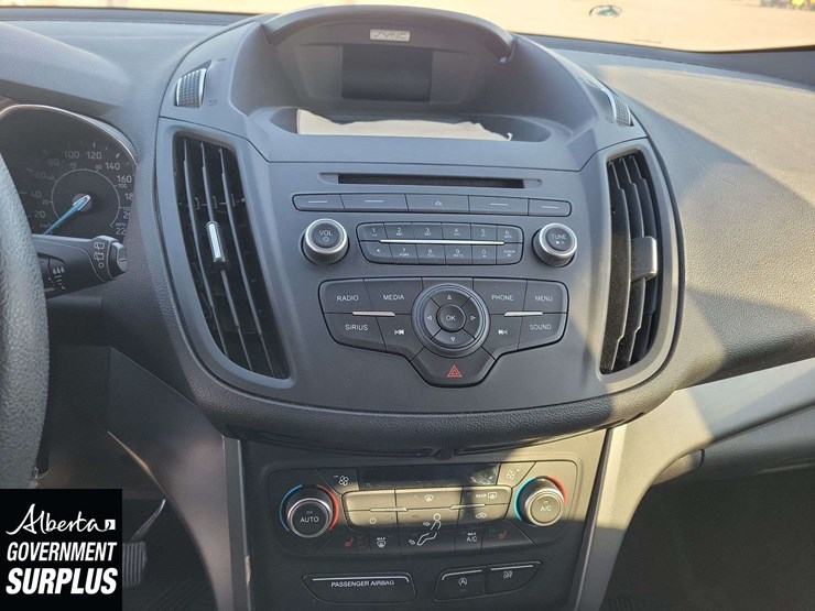 2017-ford-escape-image-16