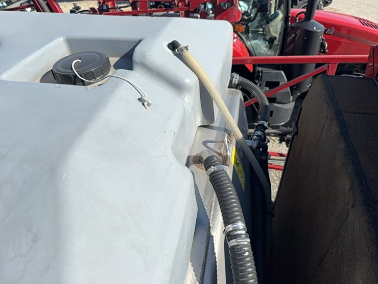 2023-case-ih-4350-patriot--sprayer-image-155