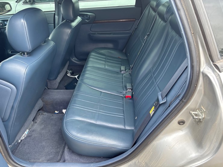 #5013-•-2005-chevrolet-impala-|-for-parts/repairs-image-5