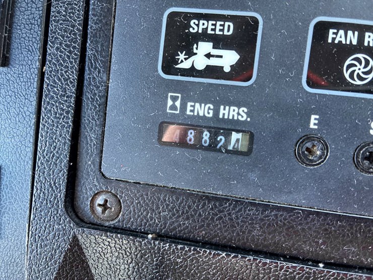 1992-case-ih-1640-image-99