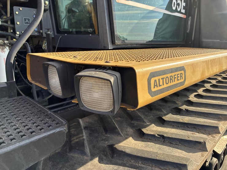 #114632-•-cat-85e-#6js00405-image-31