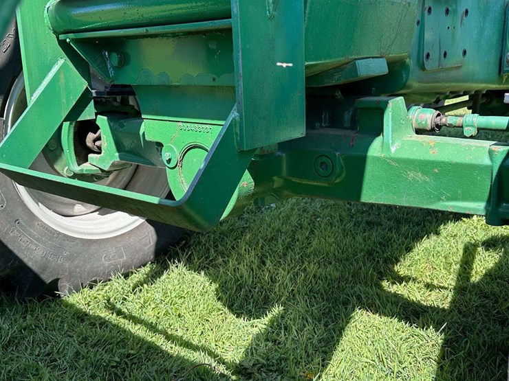 white-american-80-image-7