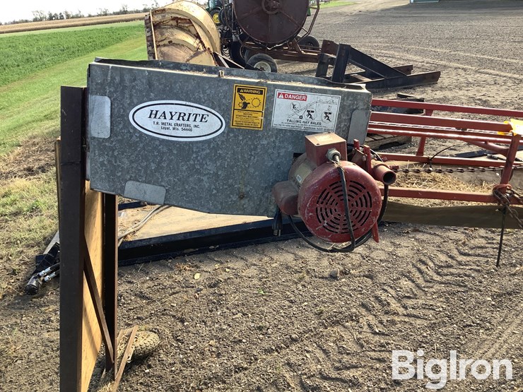 square-bale-elevator-image-15